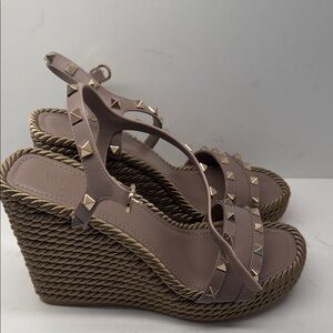 Valentino Garavani Rockstud Ankle Strap Wedge Sandals In Calfskin Leather -Taupe